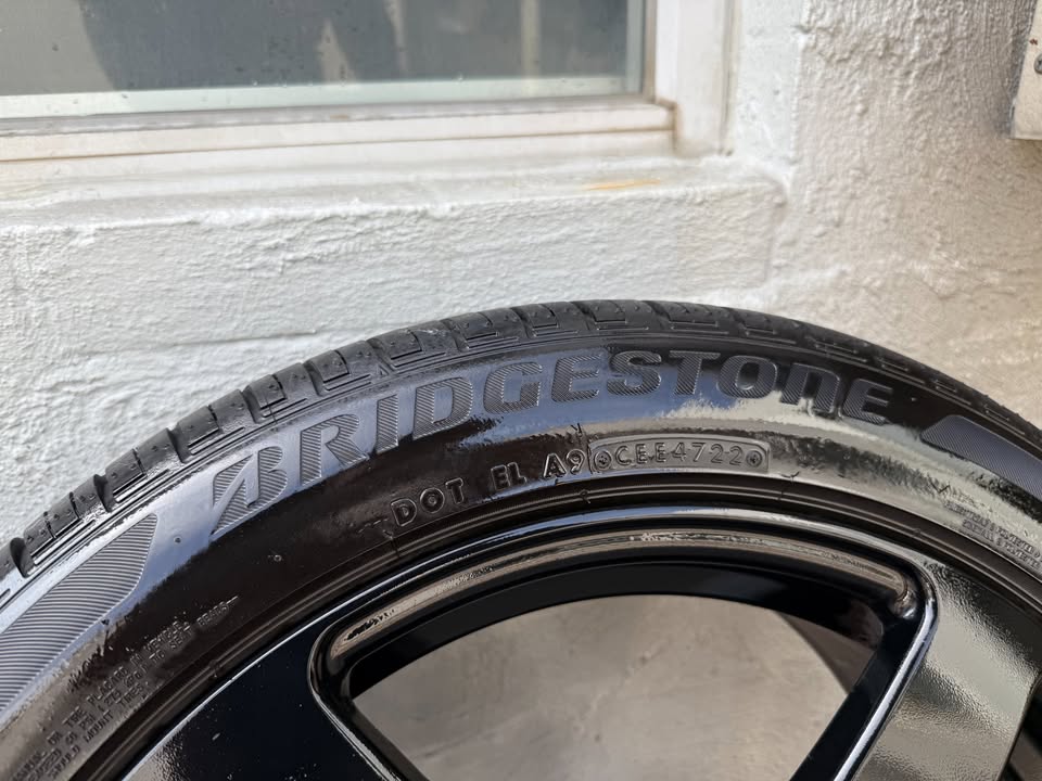 Simmons 20" Alloy Wheels with Good Tyres
