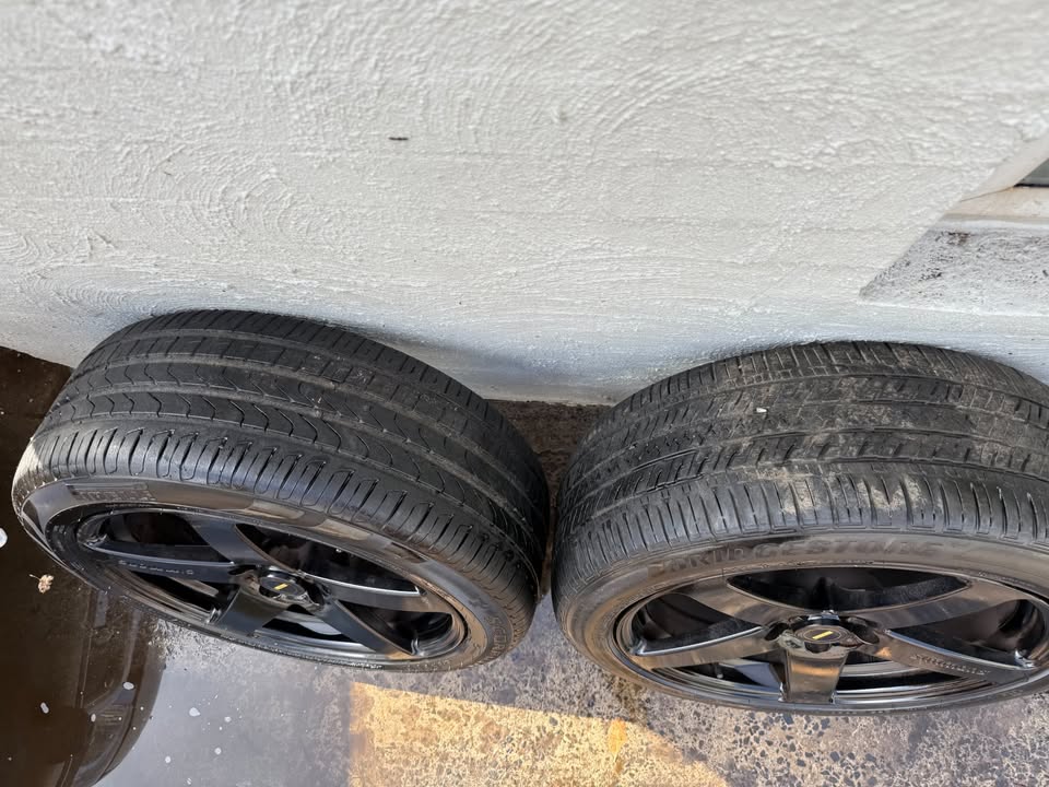 Simmons 20" Alloy Wheels with Good Tyres