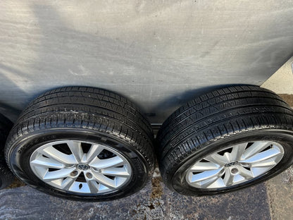 Volkswagen Amarok 18" Alloy Wheels with Pirelli Tyres