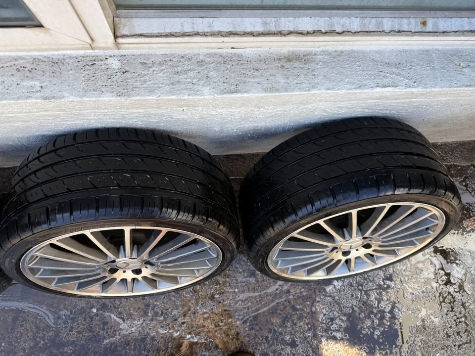 Mercedes Benz C Class Staggered 19" Alloy Wheels with Tyres