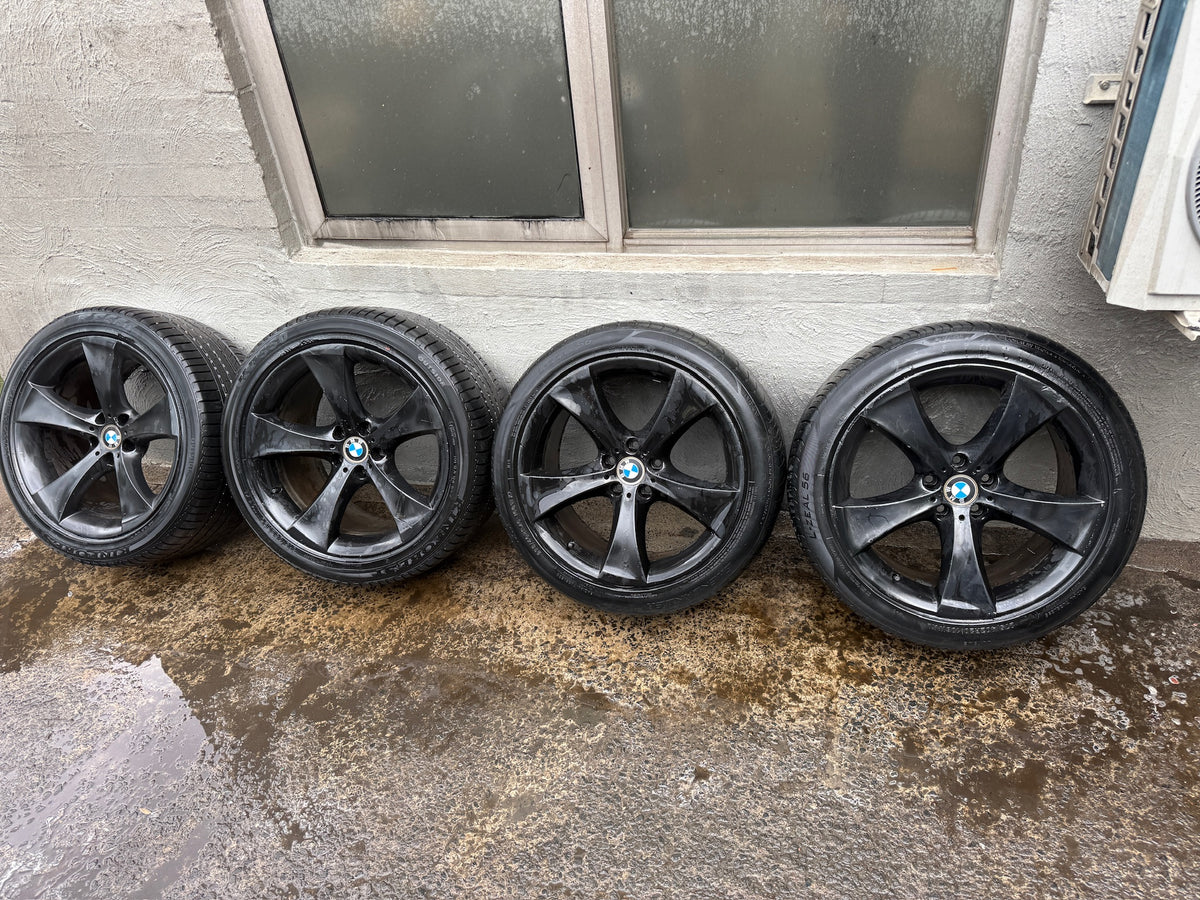 BMW X6 20” Staggered Alloy Wheels with Good Tyres