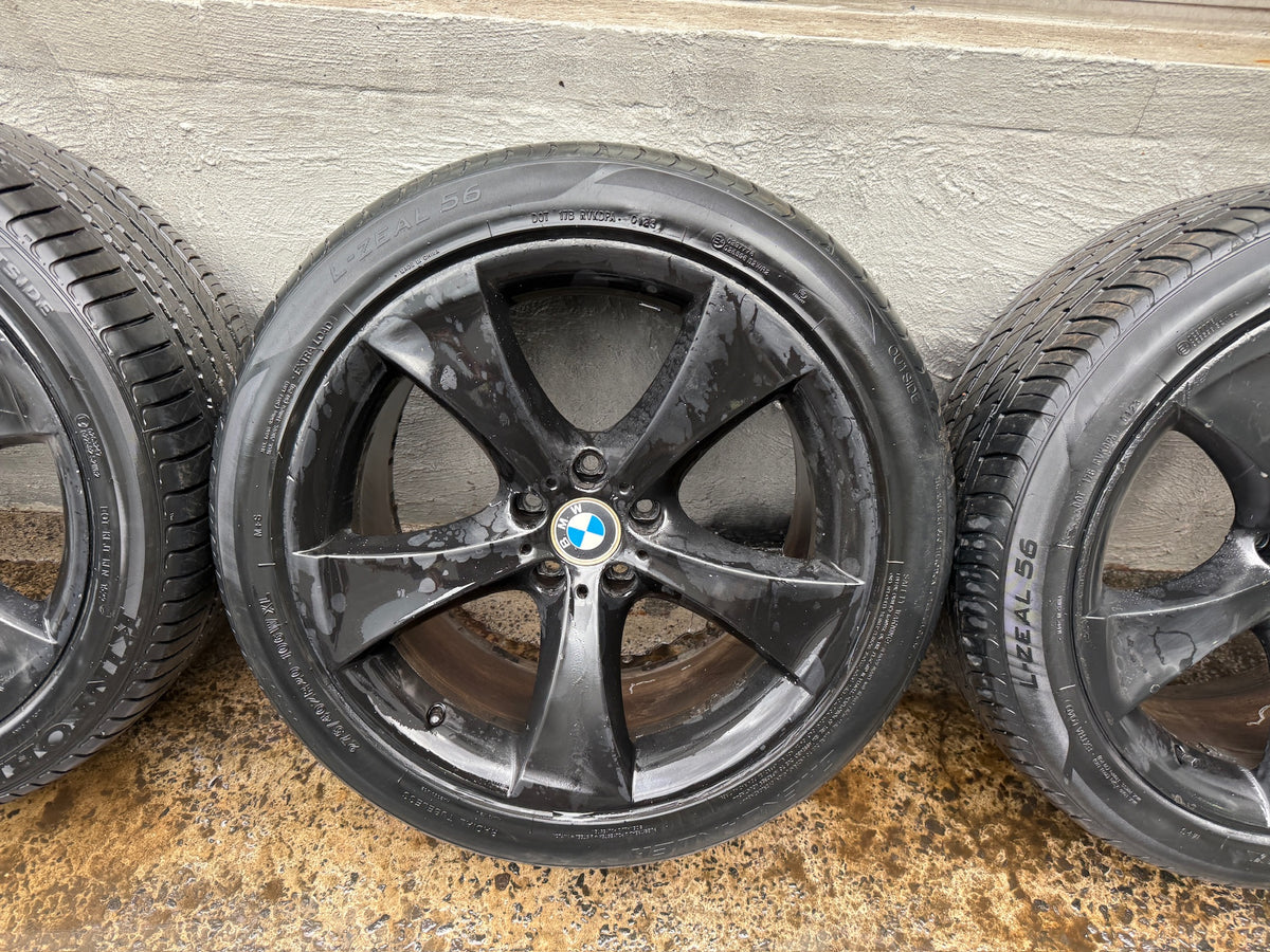BMW X6 20” Staggered Alloy Wheels with Good Tyres