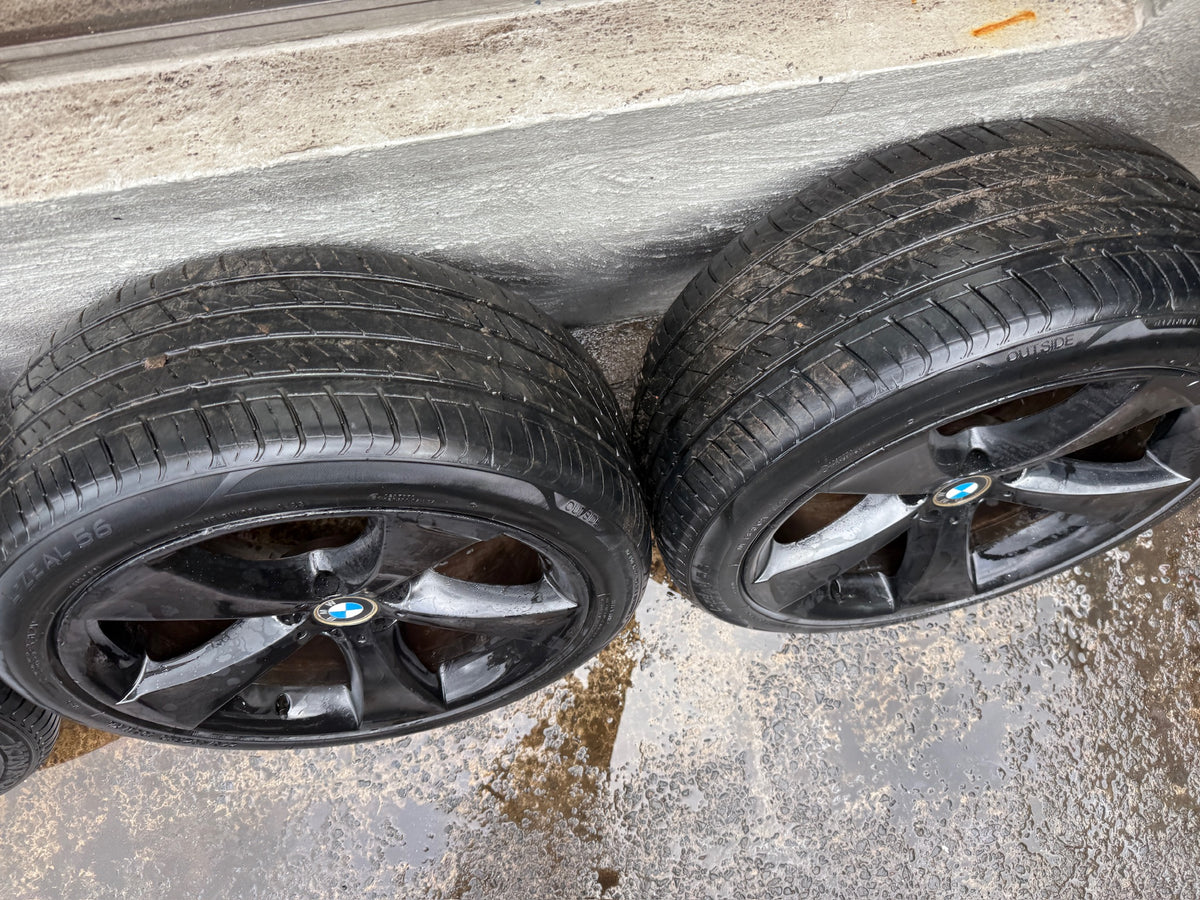 BMW X6 20” Staggered Alloy Wheels with Good Tyres