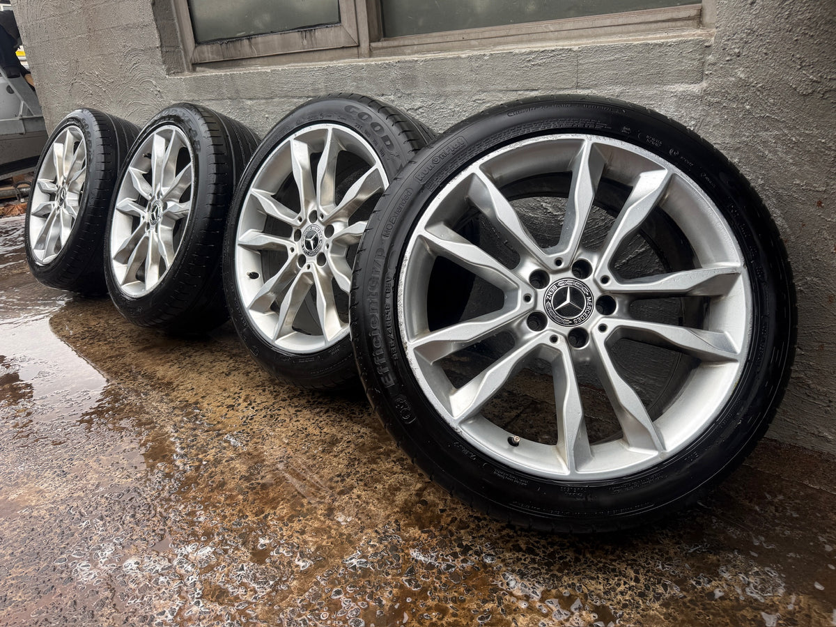 Mercedes Benz X156 GLA-Class 19” Alloy Wheels with Good Tyres