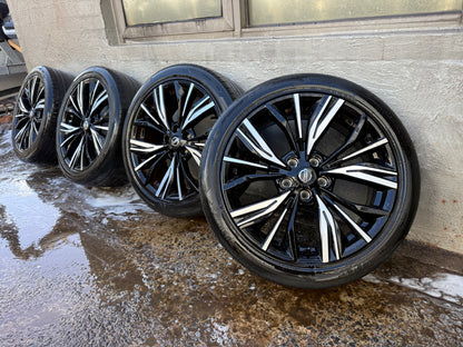 Nissan Juke 19” Alloy Wheels with Good Tyres