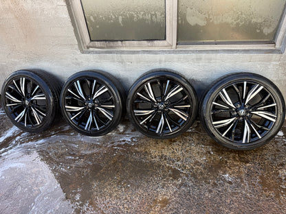 Nissan Juke 19” Alloy Wheels with Good Tyres