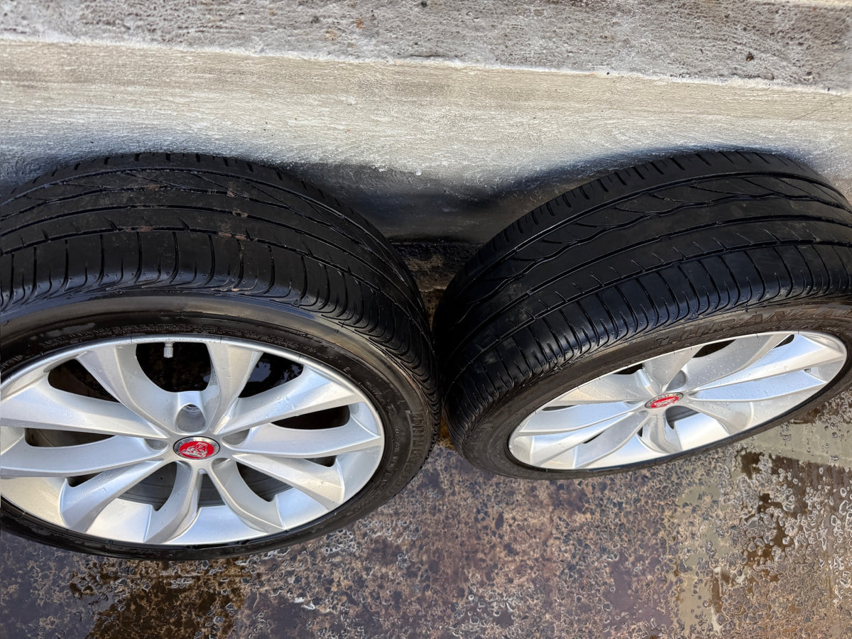 Jaguar XF 18” Alloy Wheels with Good Tyres