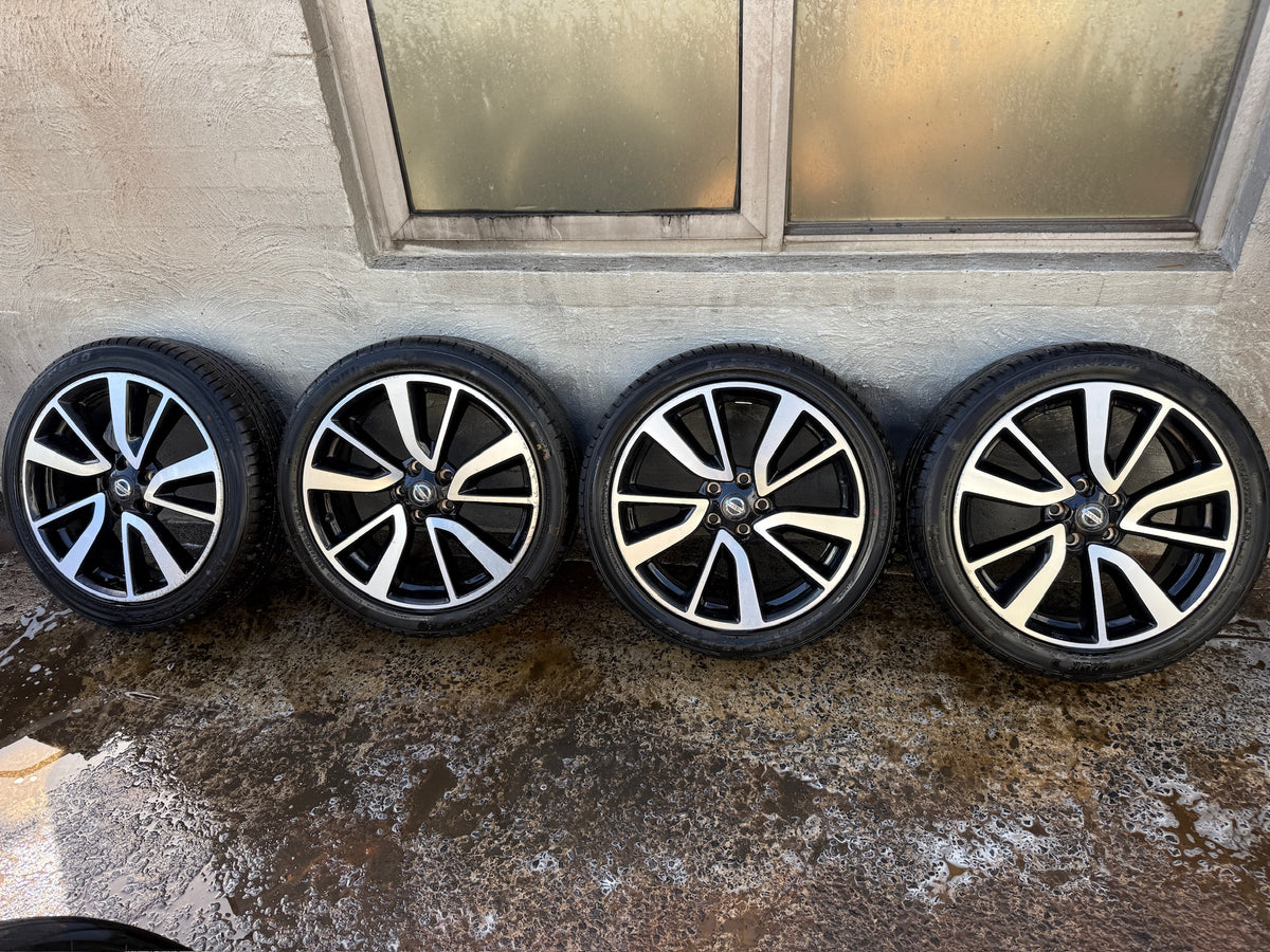 Nissan Qashqai 19” Alloy Wheels with Good Tyres