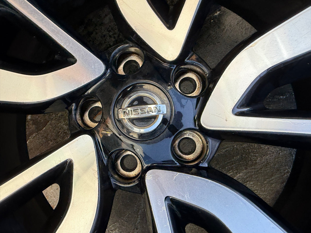 Nissan Qashqai 19” Alloy Wheels with Good Tyres