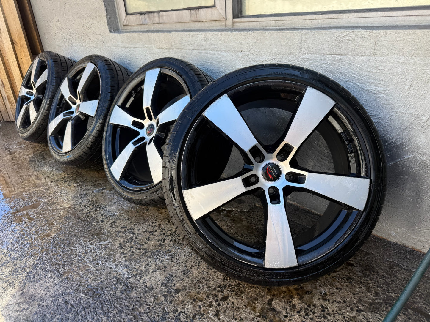PDW 5 Spoke 20” Alloy Wheels with Excellent Tyres