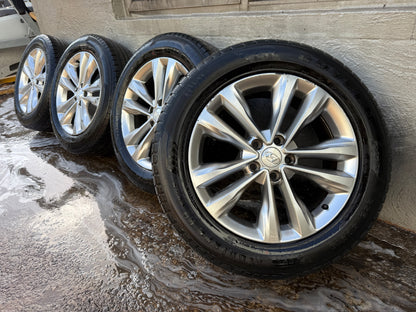 Hyundai Sante Fe 18” Alloy Wheels with Good Tyres