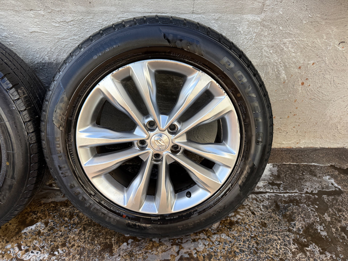 Hyundai Sante Fe 18” Alloy Wheels with Good Tyres