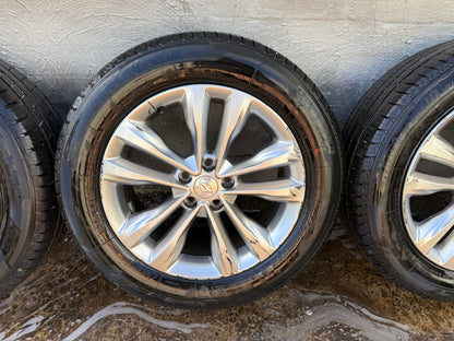 Hyundai Sante Fe 18” Alloy Wheels with Good Tyres