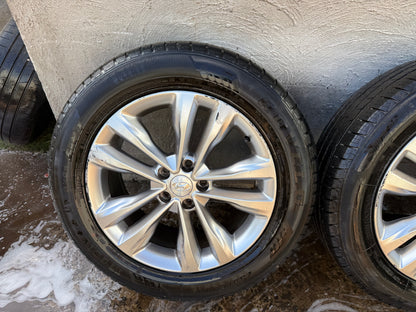 Hyundai Sante Fe 18” Alloy Wheels with Good Tyres