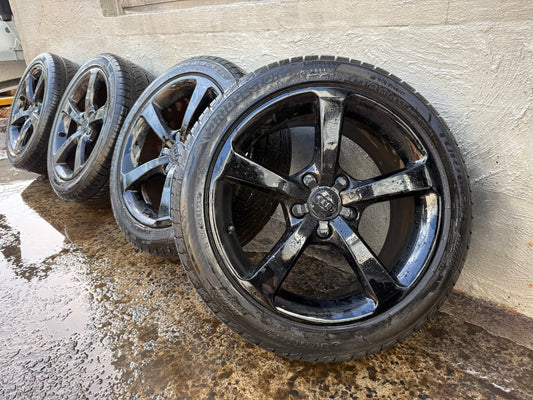Audi 17” Alloy Wheels with Excellent Tyres