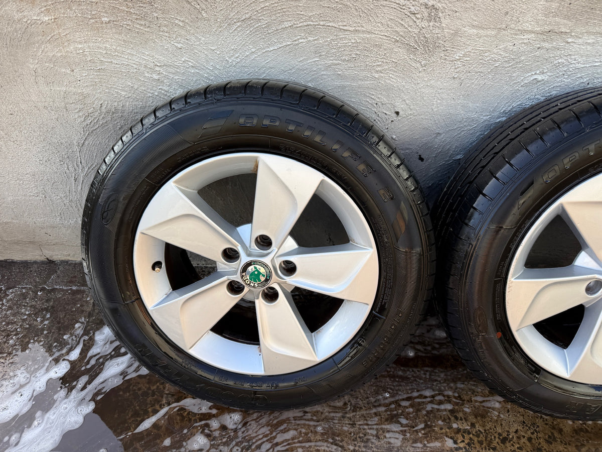 Skoda Yeti 16” Alloy Wheels with Good Tyres