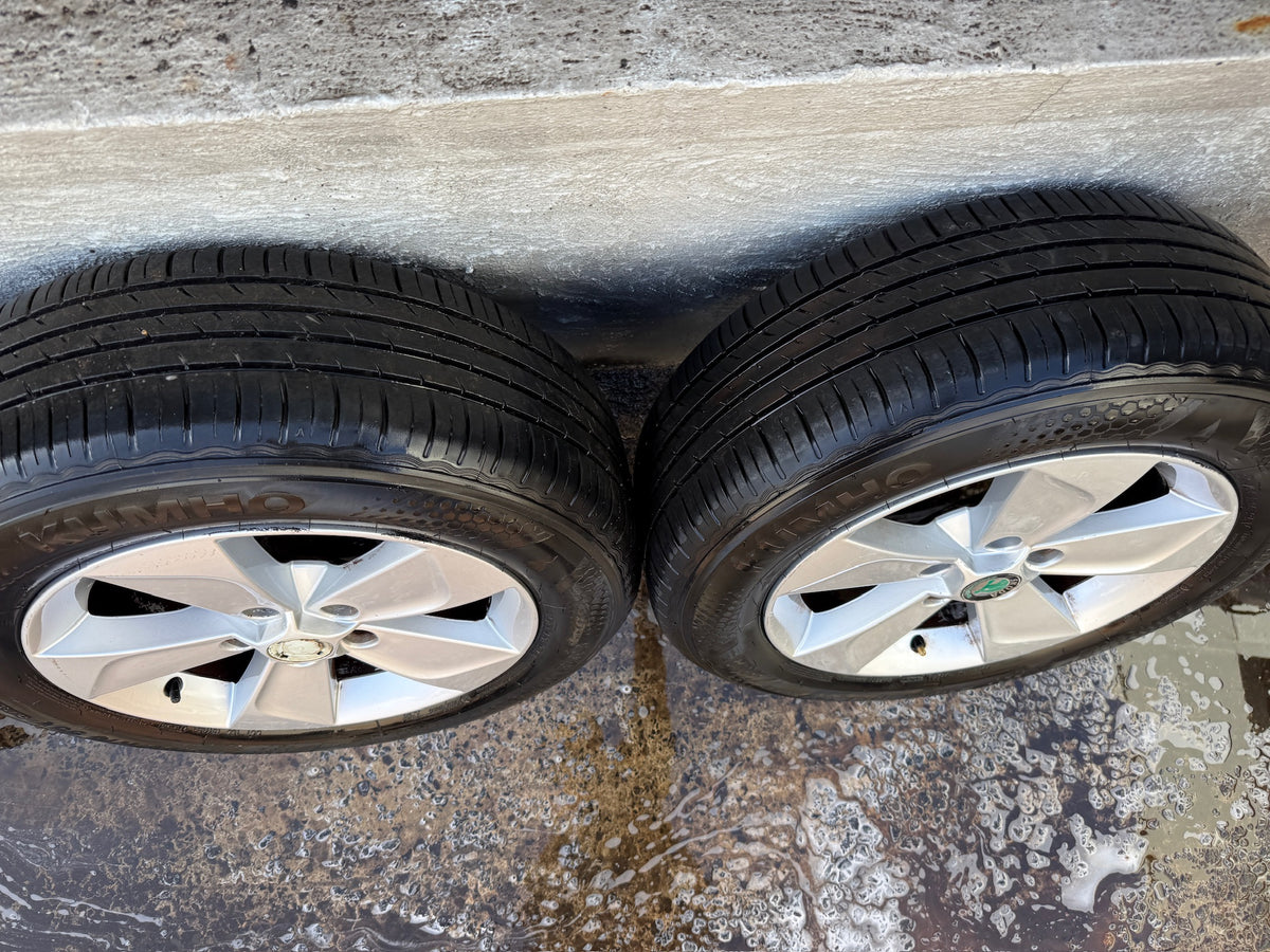 Skoda Yeti 16” Alloy Wheels with Good Tyres