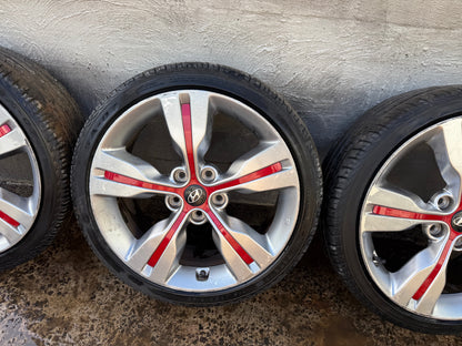 Hyundai Veloster 18” Alloy Wheels with Good Tyres.