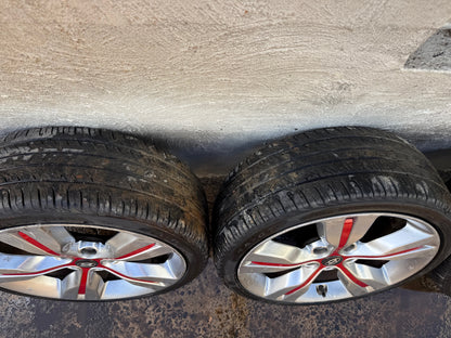 Hyundai Veloster 18” Alloy Wheels with Good Tyres.