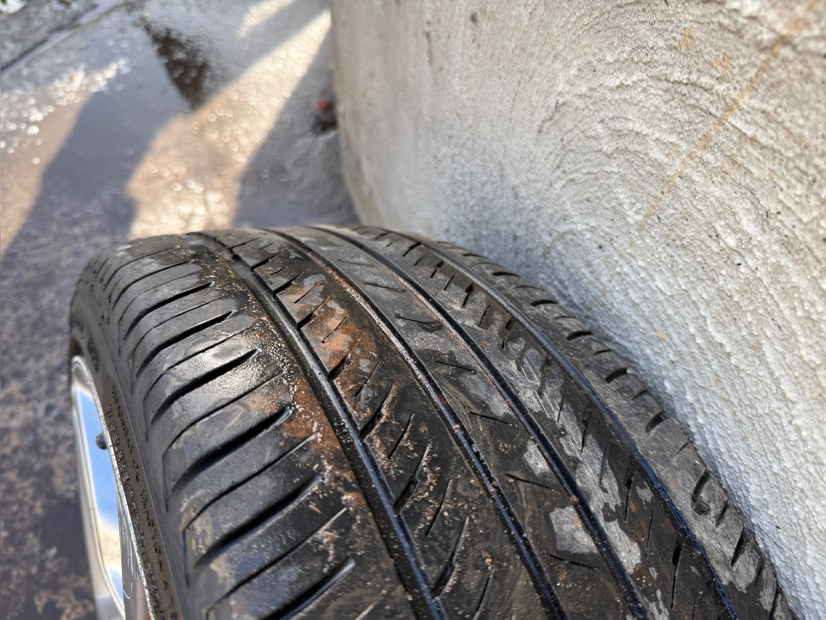 Hyundai Veloster 18” Alloy Wheels with Good Tyres.