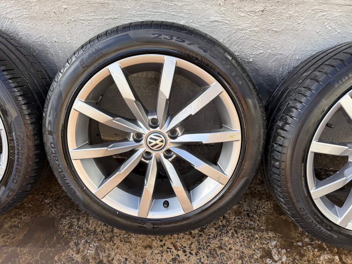 Volkswagen Passat 18” Alloy Wheels with Tyres