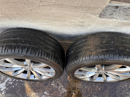 Volkswagen Passat 18” Alloy Wheels with Tyres