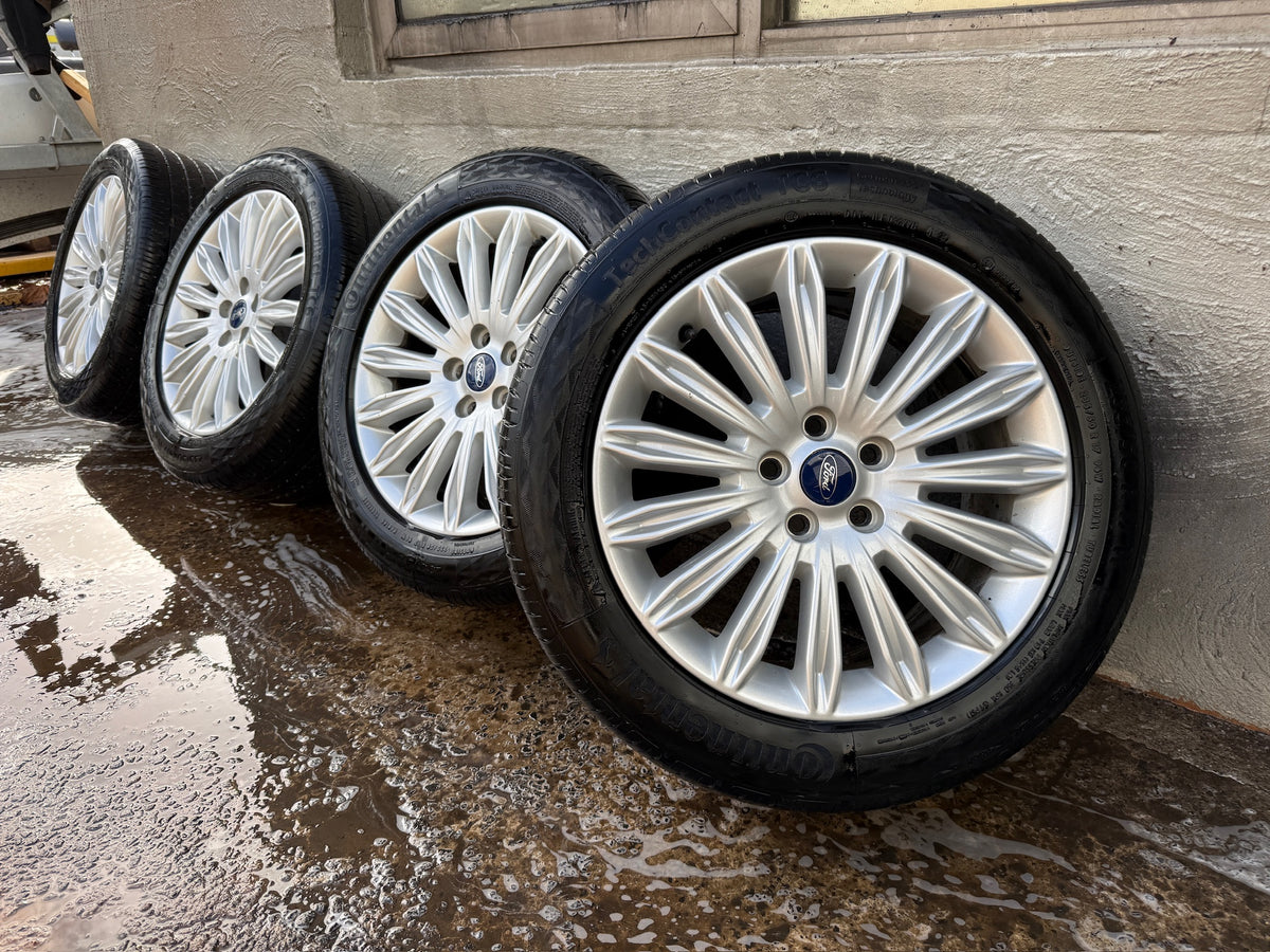 Ford Mondeo 17” Alloy Wheels with Good Tyres