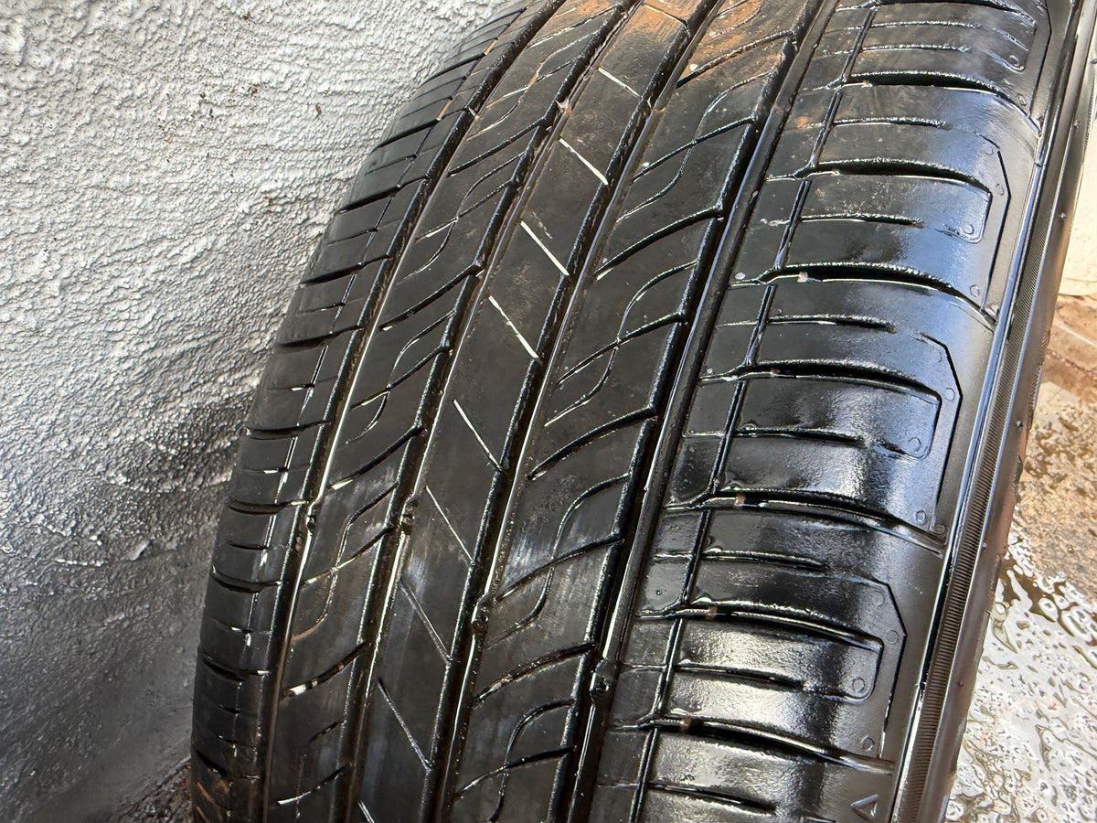 Volkswagen Passat 17” Alloy Wheels with Good Tyres
