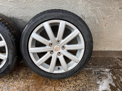Suzuki SX4 17” Alloy Wheels with Excellent Tyres