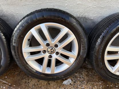 Volkswagen Golf 16” Alloy Wheels with Good Tyres