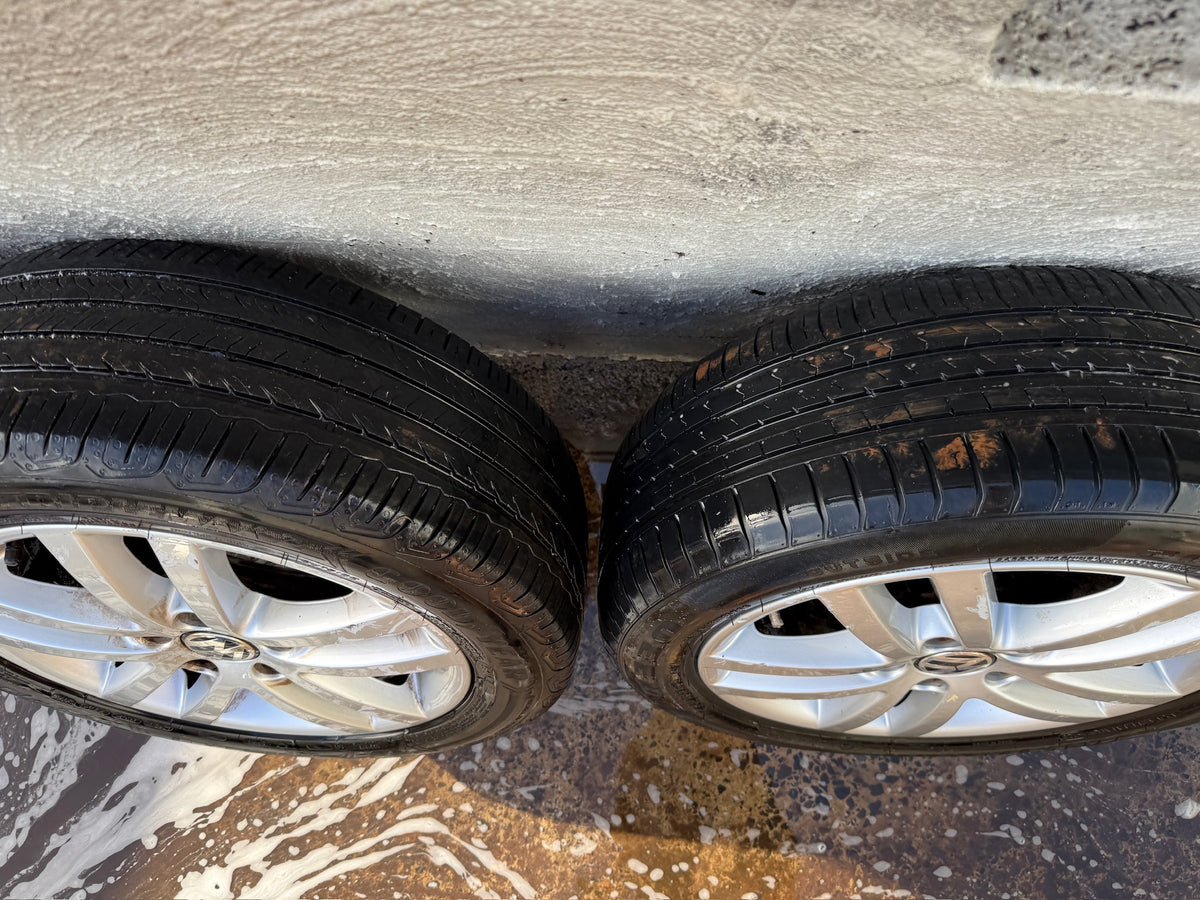 Volkswagen Golf 16” Alloy Wheels with Good Tyres