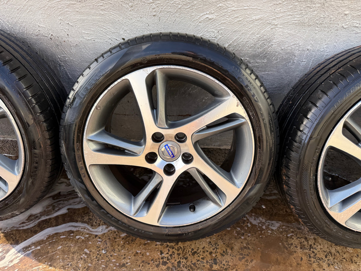 Volvo V40 V50 17” Alloy Wheels with Tyres