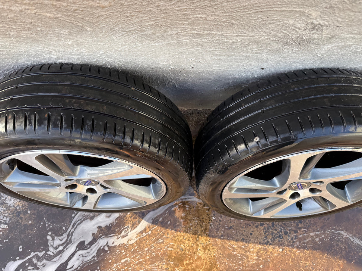 Volvo V40 V50 17” Alloy Wheels with Tyres
