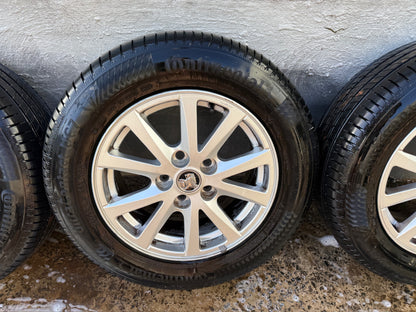 Holden VF Commodore 16” Alloy Wheels with Excellent Continental Tyres