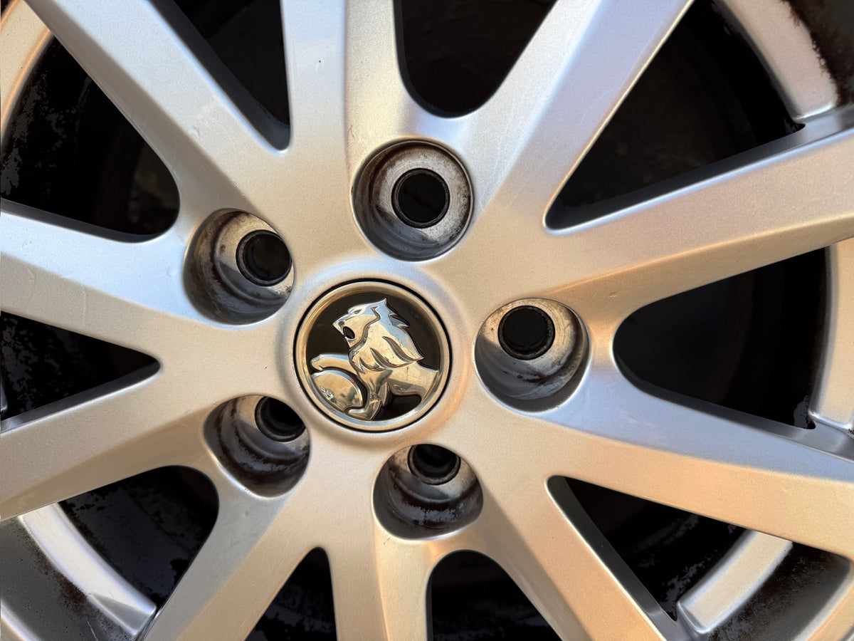 Holden VF Commodore 16” Alloy Wheels with Excellent Continental Tyres