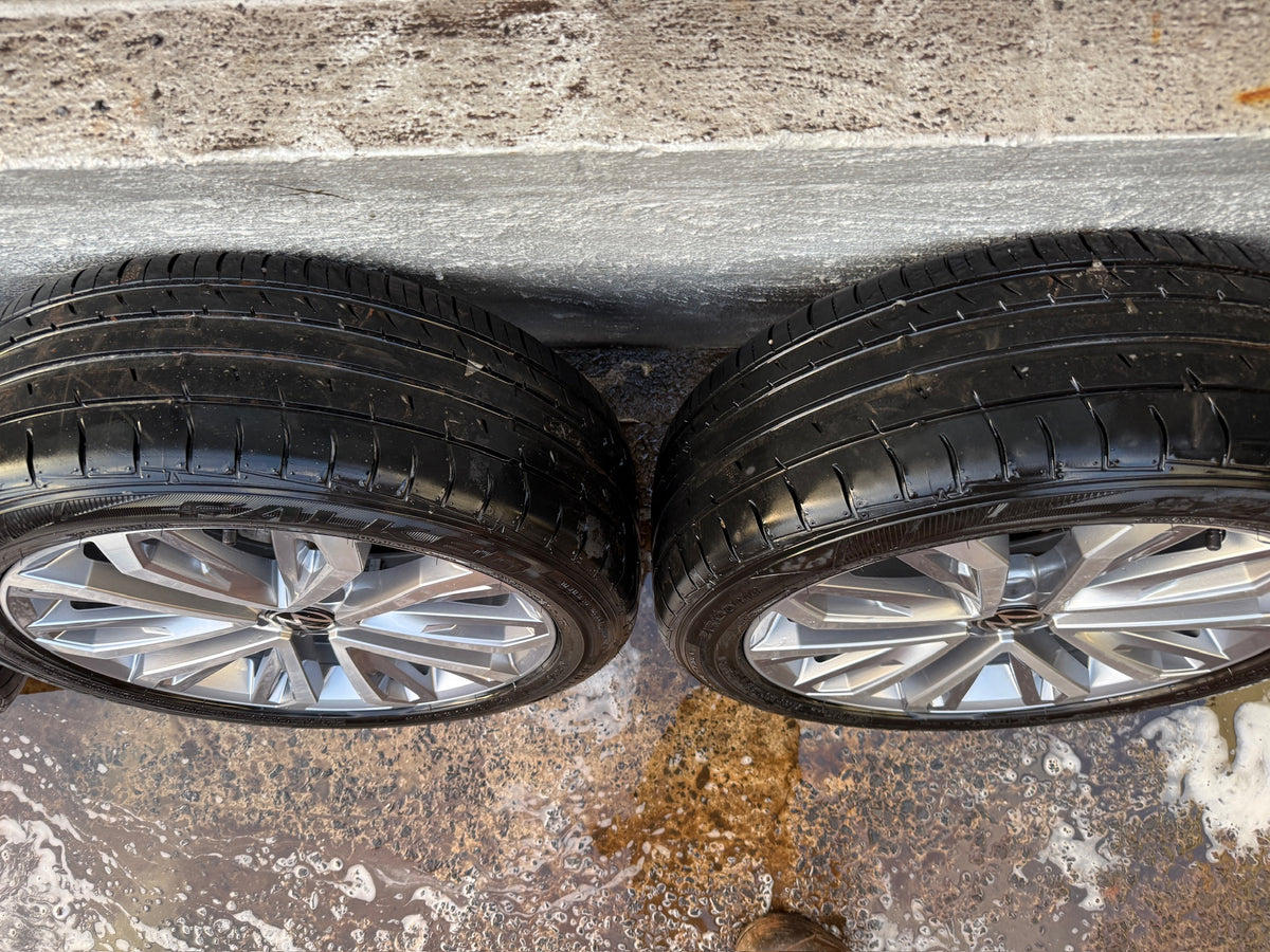 Volkswagen T-Roc 18” Alloy Wheels with Excellent Tyres