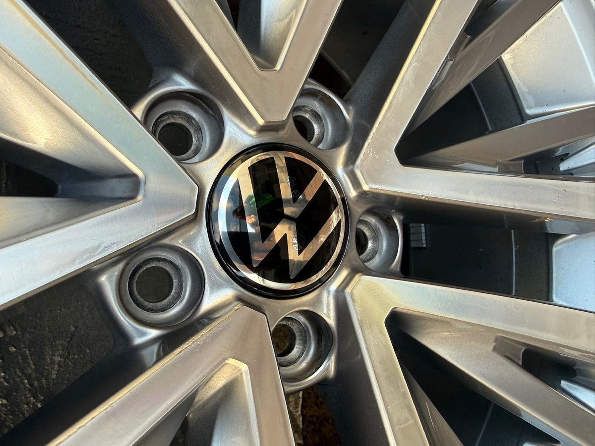 Volkswagen T-Roc 18” Alloy Wheels with Excellent Tyres