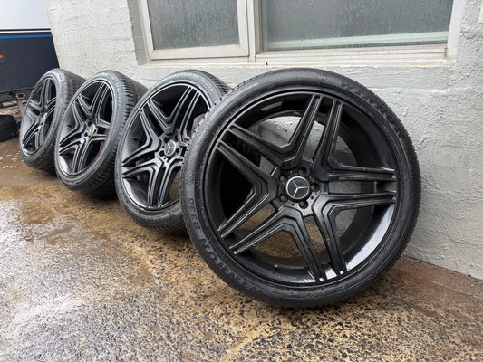 Mercedes Benz ML350 22” Alloy Wheels with Good Tyres