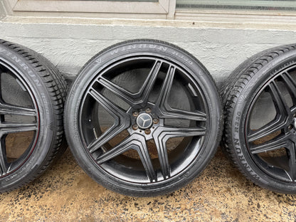 Mercedes Benz ML350 22” Alloy Wheels with Good Tyres