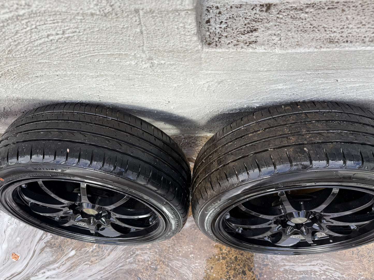 SSW Multi-Fit Black 17” Alloy Wheels with Excellent Tyres