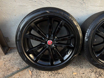 Jaguar F Pace 20” Alloy Wheels with Tyres