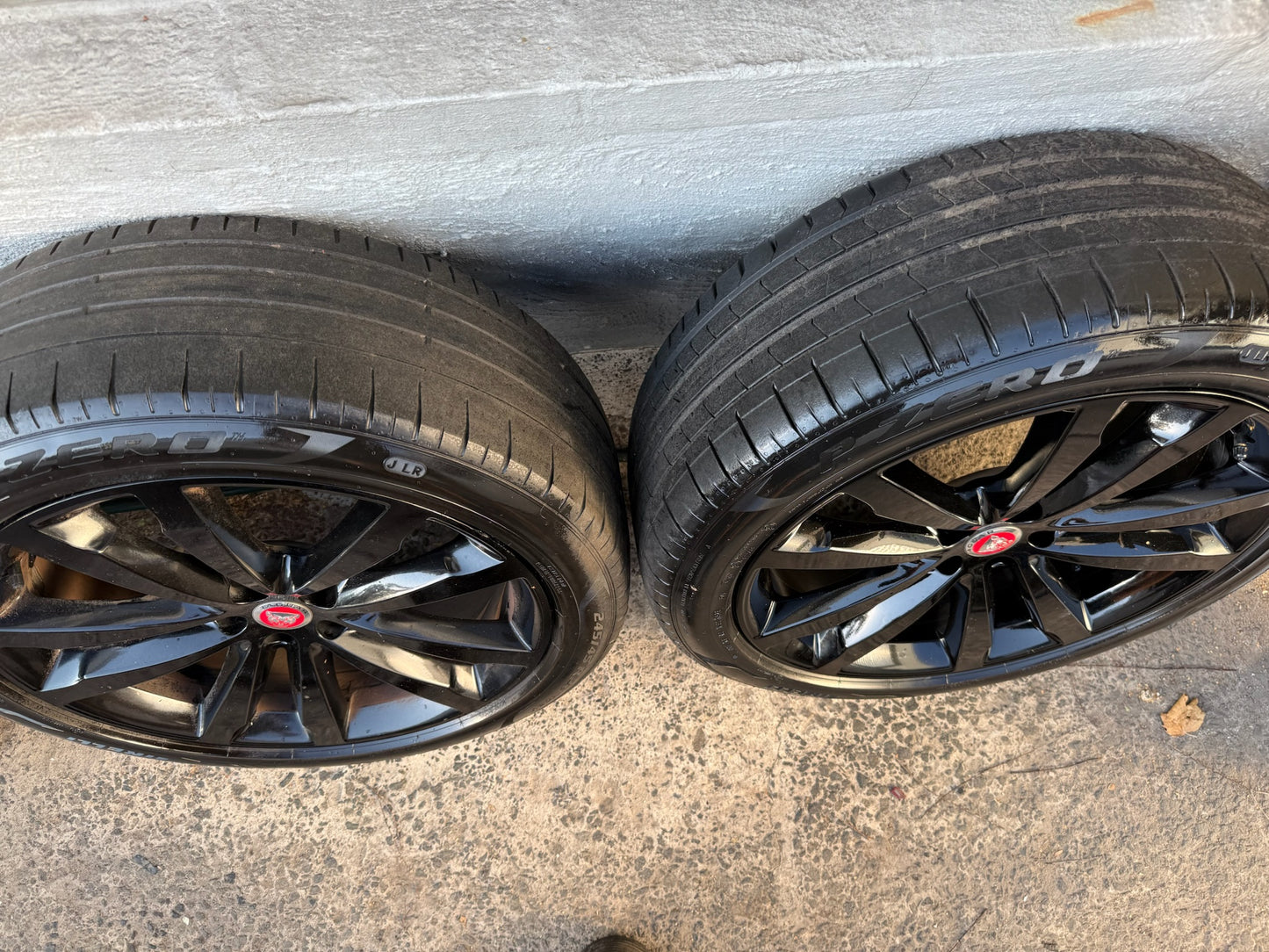 Jaguar F Pace 20” Alloy Wheels with Tyres