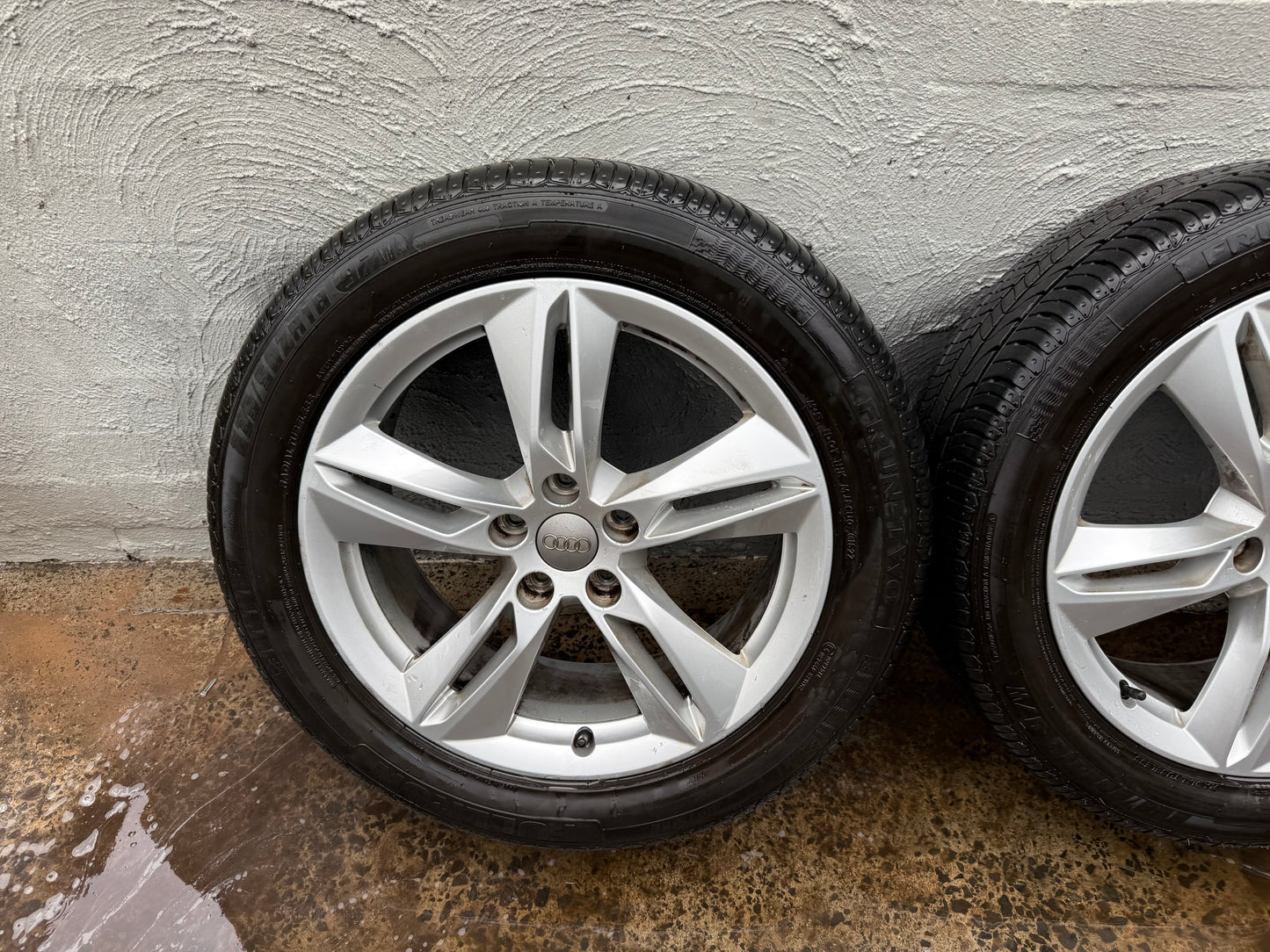 Audi Q3 18” Alloy Wheels with Excellent Tyres