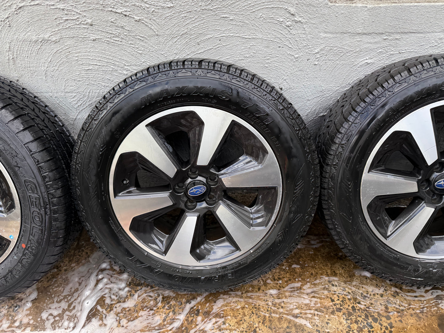 Subaru Forester/Outback 17” Alloy Wheels with A/T Tyres