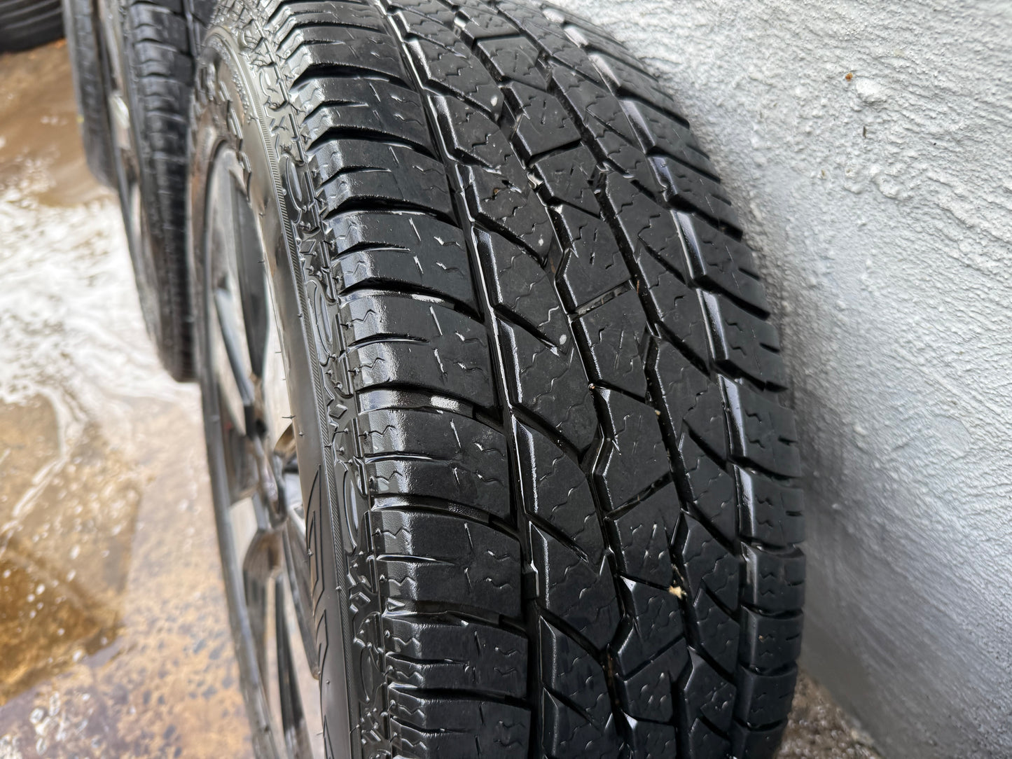 Subaru Forester/Outback 17” Alloy Wheels with A/T Tyres