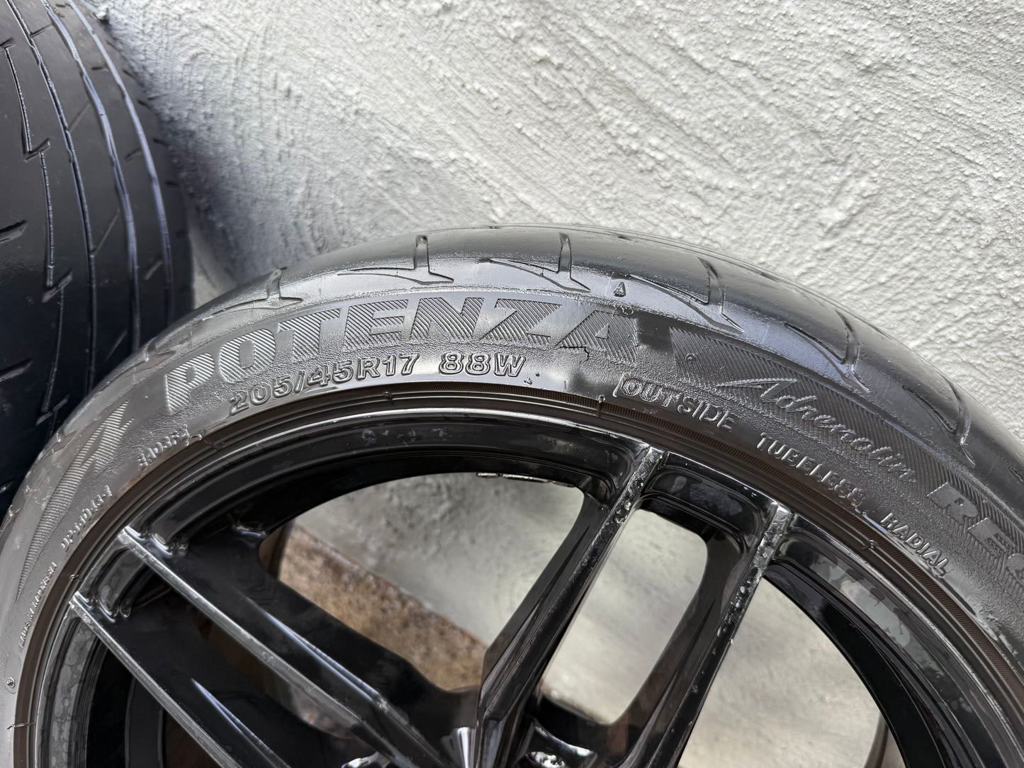 Inforged Black 17” Alloy Wheels with Tyres