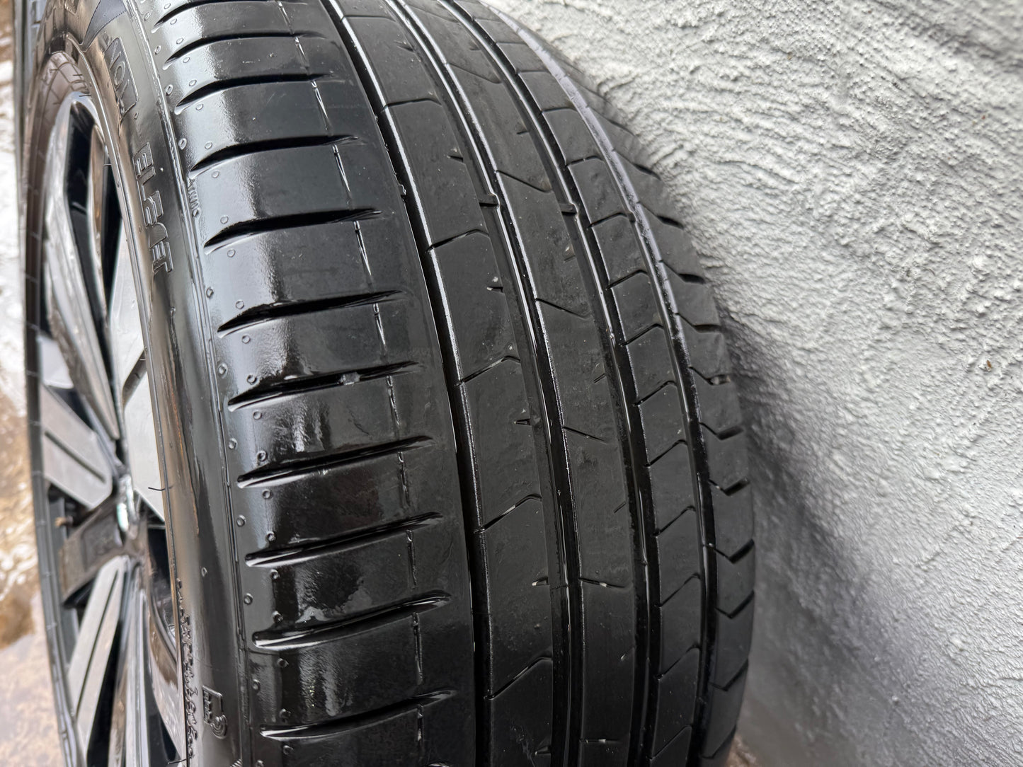 Volvo XC40 XC60 XC90 19” Alloy Wheels with Excellent Tyres
