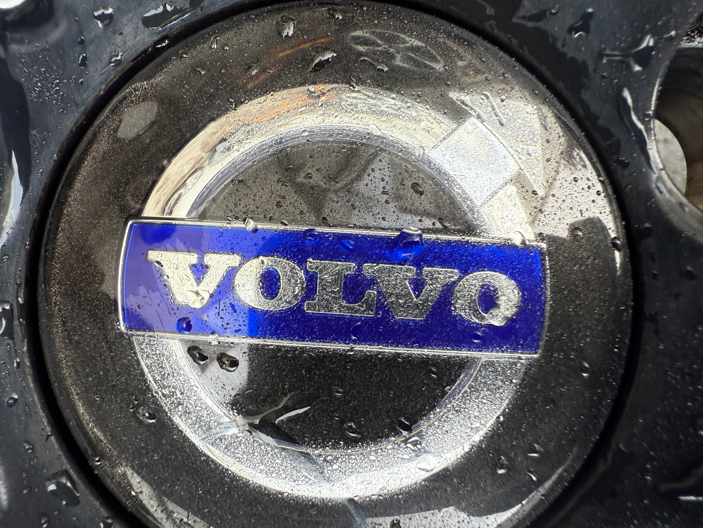Volvo V40 V60 18” Alloy Wheels with Very Good Tyres