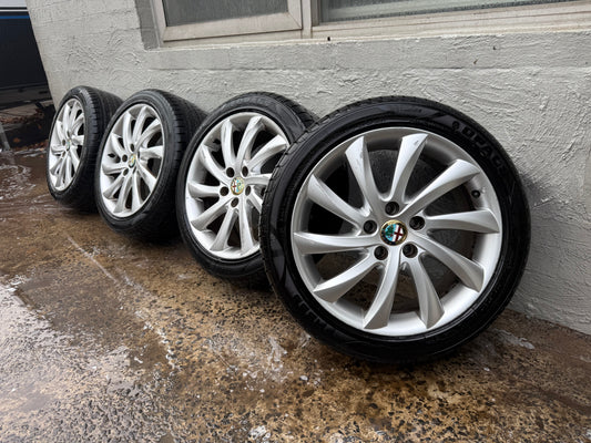 Alfa Romeo Giulia/Giulietta 17” Alloy Wheels with Excellent Tyres