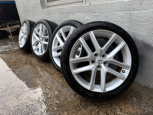 Lexus CT200 17” Alloy Wheels with Excellent Tyres
